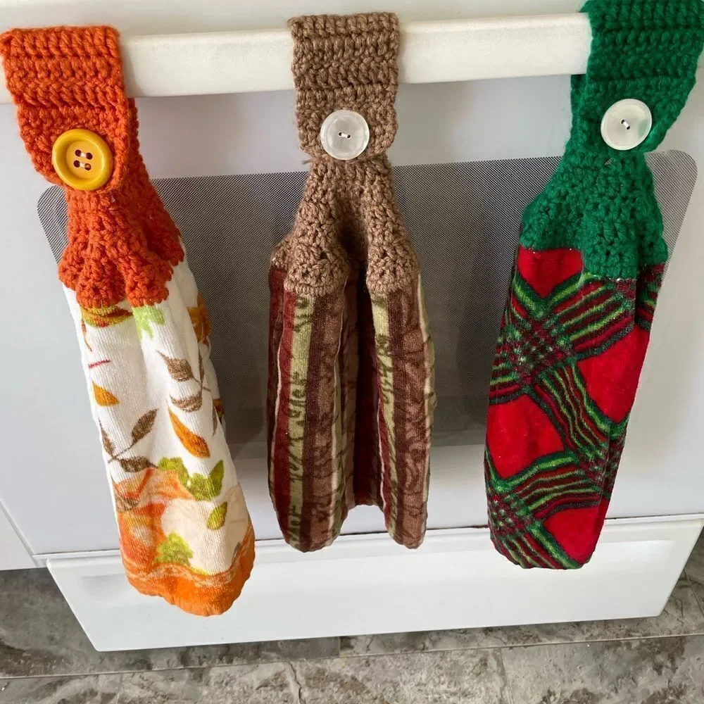 Estate Find: Set of 3 Crochet Top Kitchen Towels